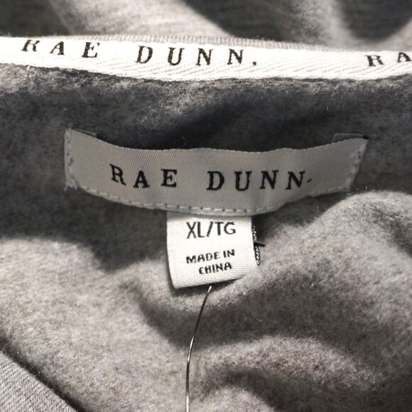 Rae Dunn Heather Gray Sweatshirt “Hocus Pocus” With Fuzzy Socks Women’s XL - Picture 8 of 9